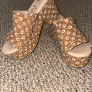 Women's Brown Floral Mules